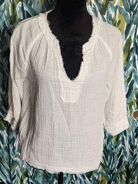 NATURAL LIFE White Gauze V-Neck Tunic